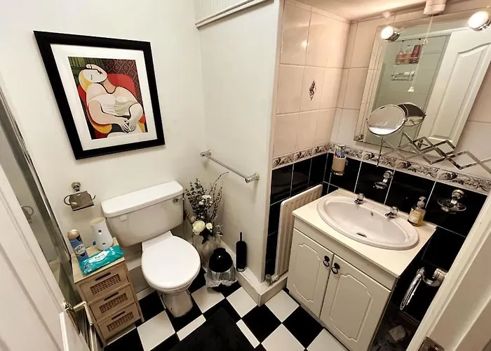 Peaceful Studio Apt W/2 Beds Dublino